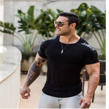 Compression Quick dry T-shirt Men Running Sport Skinny Short Tee Shirt Male Gym Fitness Bodybuilding Workout Black Tops Clothing